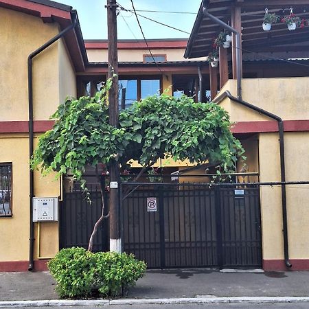 Vila Trandafir Constanţa Exterior foto